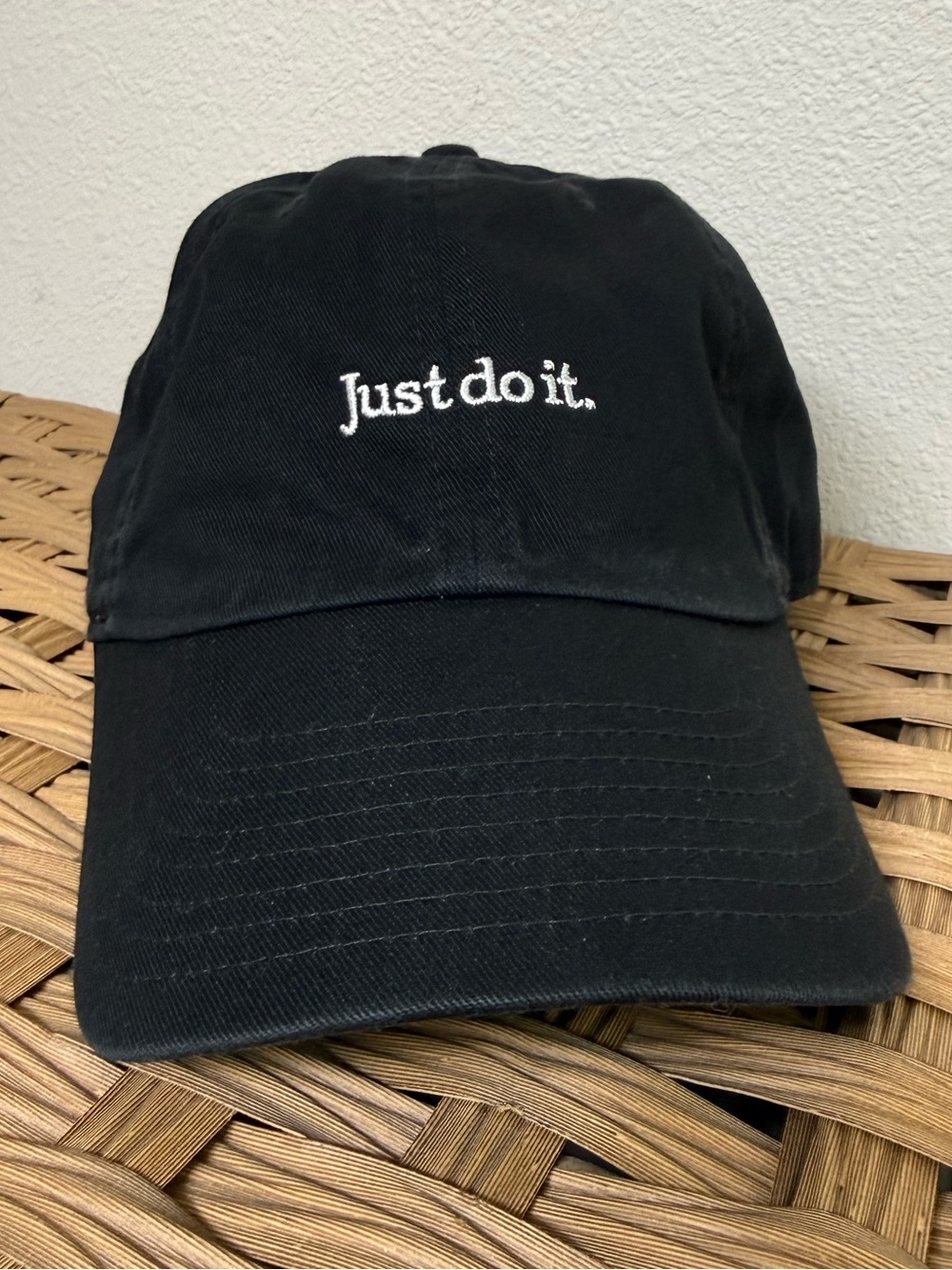 Nike “Just Do It” Black Adjustable Dad Hat | Classic Embroidered Logo Cap